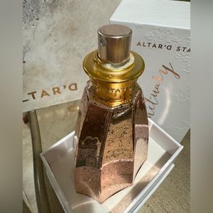 Altar’s state perfume sanctuary